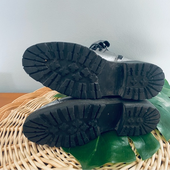 Shellys London Tyra Silver Metallic Crinkled leather Combat Boots Buckle Size 36 - Picture 14 of 16